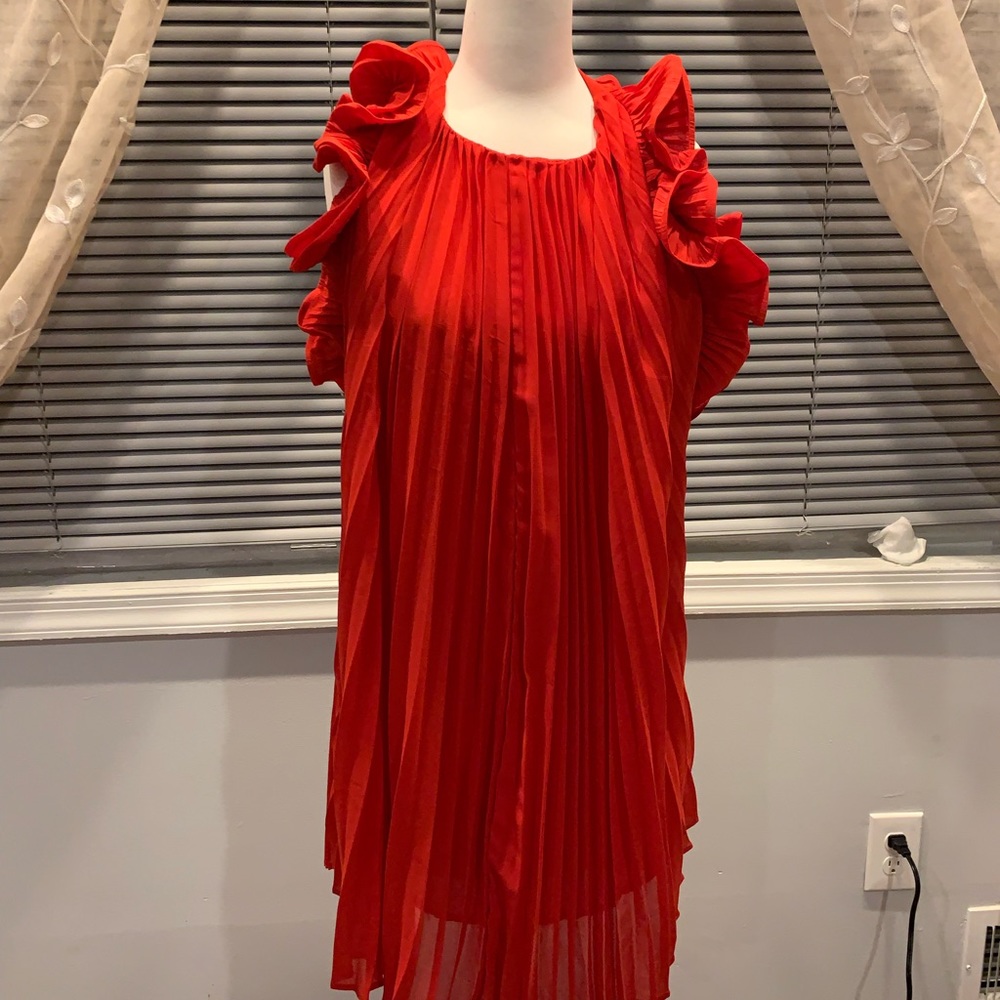 Beautiful Red Fashion Nova Dress Size Small